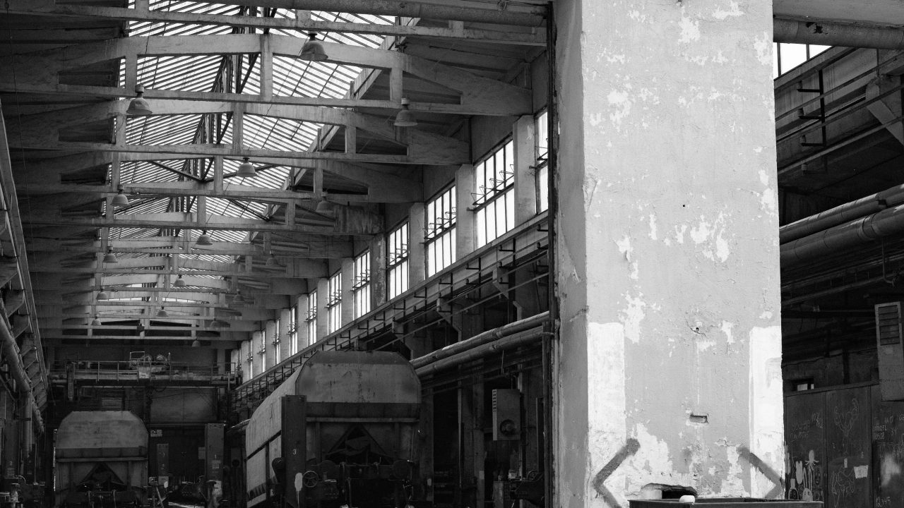 Fordele og tips til køb af brugte transportbånd til effektiv produktion